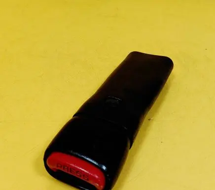 Chrysler Voyager Front seatbelt buckle 4680202