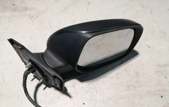 Toyota Yaris Front door electric wing mirror 879100D260