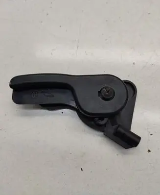 BMW 7 E32 Engine bonnet (hood) release handle 1928469 51231928469
