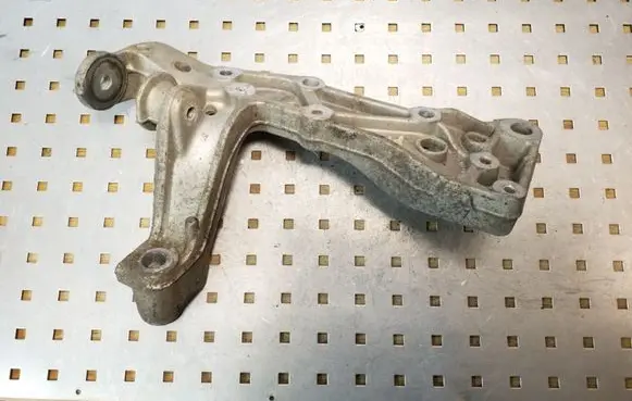 Seat Altea XL Front subframe 1K0199296F