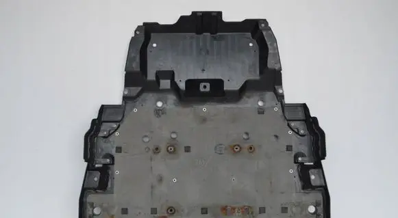 Mitsubishi i-MiEV Engine splash shield/under tray 5370A857