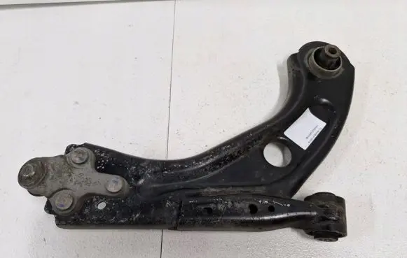 Peugeot 308 Front control arm