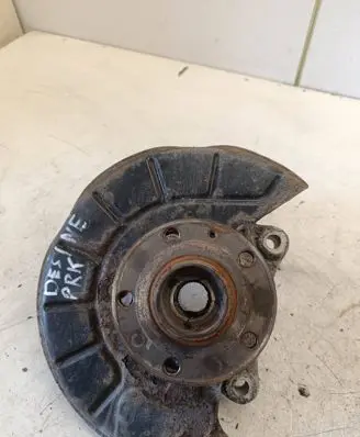 Volkswagen PASSAT B6 Front wheel hub