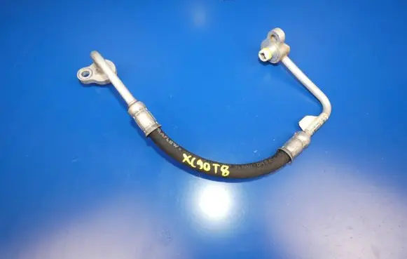 Volvo XC90 Air conditioning (A/C) pipe/hose 31390897