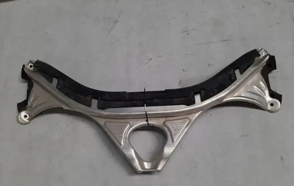 Audi A7 S7 4G Other engine bay part 4G0805645C