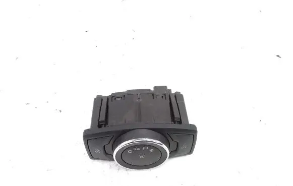 Ford Fusion II Light switch DG9T13D061CDW DG9TC