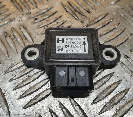 Nissan Juke I F15 ESP acceleration yaw rate sensor 47930JG200 4618006