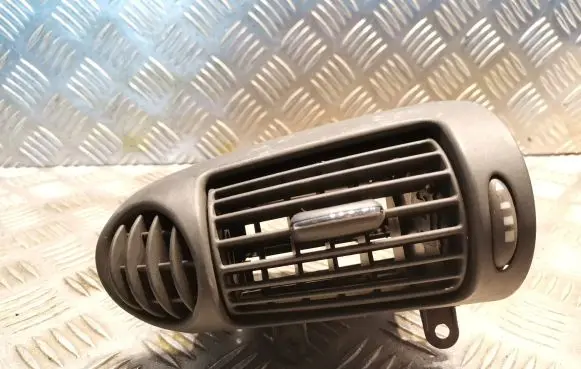 Mercedes-Benz C W203 Dashboard air vent grill cover trim 2038300554