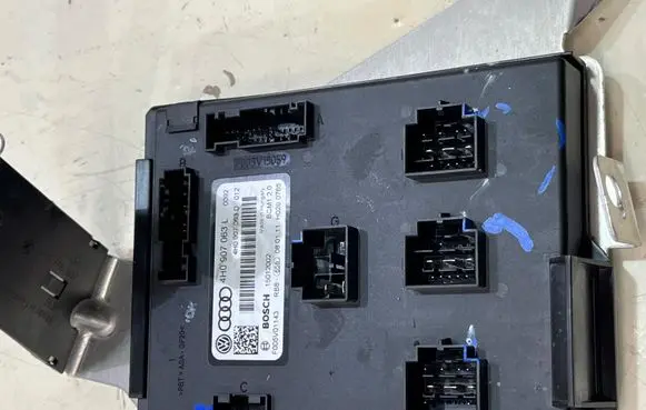 Volkswagen Touareg II Other control units/modules