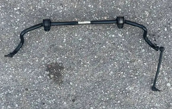 BMW 1 E81 E87 Front anti-roll bar/sway bar 6793312