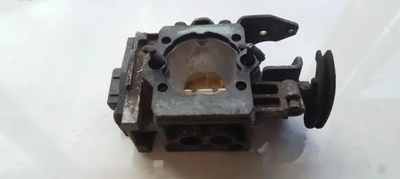 Renault Clio I Throttle valve 7700850100 0438201131