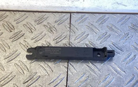 KIA Niro Keyless system antenna 95460CN100