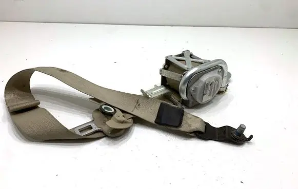 Jeep Grand Cherokee Front seatbelt 
