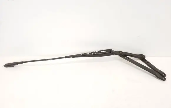Mercedes-Benz ML W164 Front wiper blade arm A1648200640
