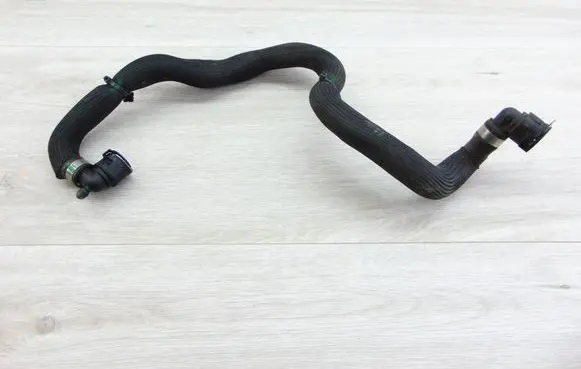 Renault Megane IV Engine coolant pipe/hose 215037502R