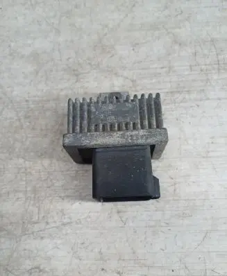 Renault Laguna II Glow plug pre-heat relay 7700115078