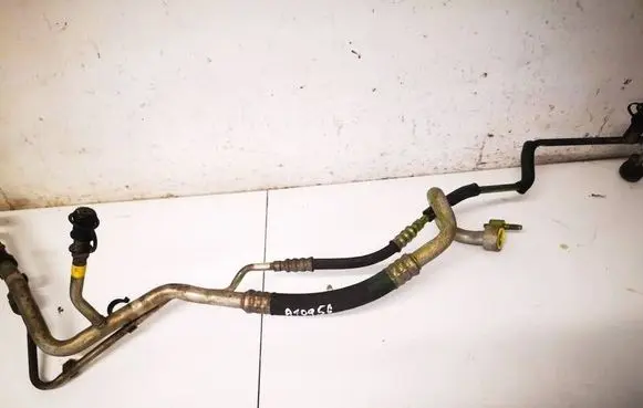 Volvo C30 Air conditioning (A/C) pipe/hose 