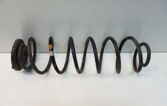 Volkswagen Jetta VI Rear coil spring