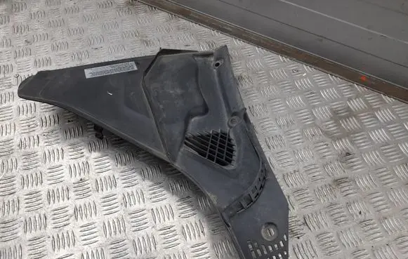 BMW 6 F12 F13 Wiper trim 6987605 51716987605