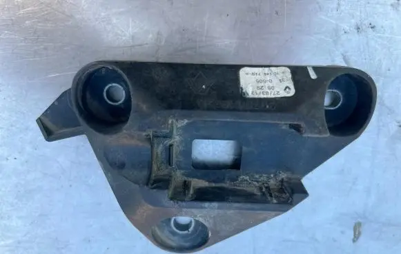 Renault Zoe Other engine bay part 307014973r