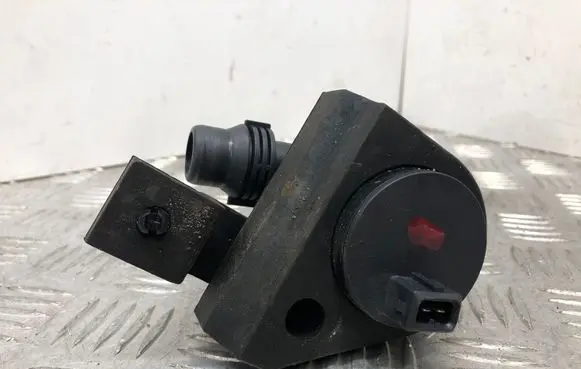 BMW 5 E60 E61 Electric auxiliary coolant/water pump 6922647