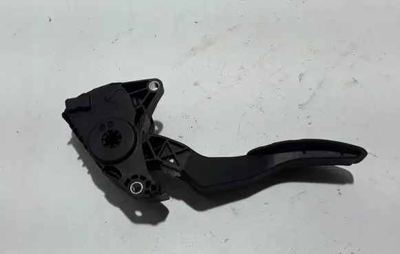Renault Kadjar Accelerator throttle pedal 180024BA0B