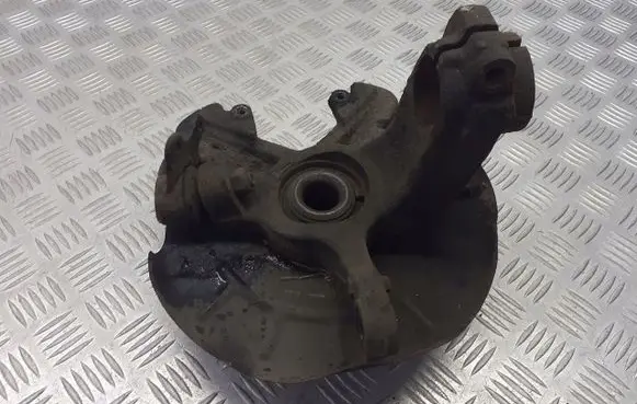 Seat Cordoba (6L) Front wheel hub spindle knuckle