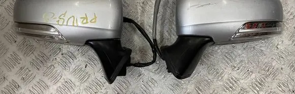 Toyota Prius (XW30) Front door electric wing mirror E4022865 MRSU6725161