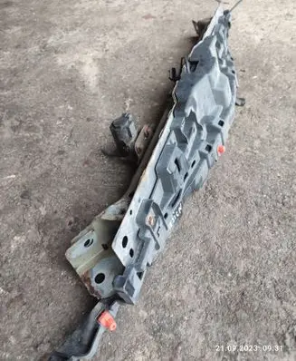 Opel Insignia A Top upper radiator support slam panel 13267350