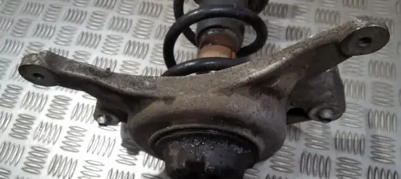 Audi A5 8T 8F Coil spring mount 