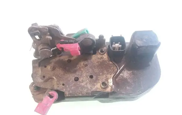 Chrysler 300M Rear door lock
