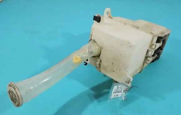 Mitsubishi Outlander Windshield washer fluid reservoir/tank 060851-103 IMPRK1503244