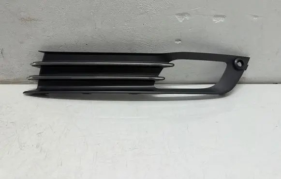 Volvo S80 Front bumper lower grill 31323993