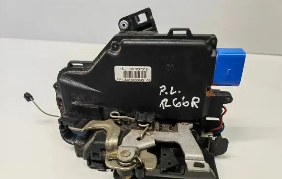 Seat Altea Front door lock 3D1837016