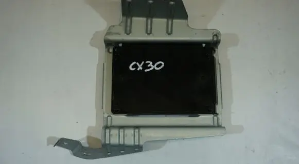 Mazda CX-30 Tailgate/trunk control unit/module 
