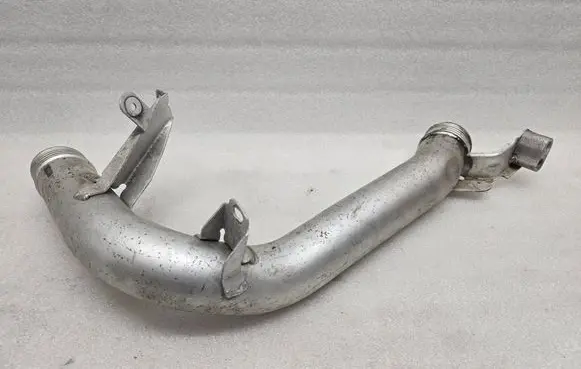 Volvo XC90 Intercooler hose/pipe 31370288