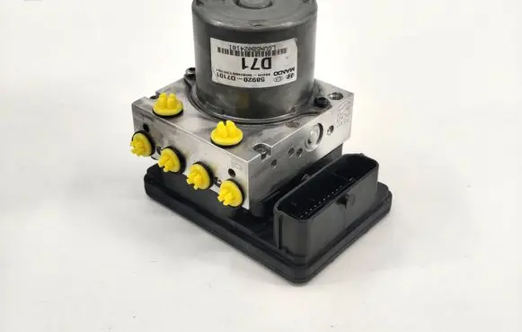 Hyundai Tucson TL ABS Pump 58920D7101 BE6003R101
