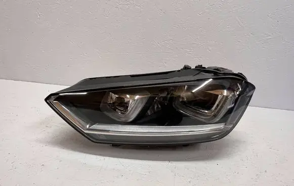 Volkswagen Golf Sportsvan Headlight/headlamp 517941751B 90056238