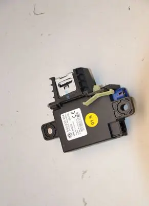 Volkswagen Golf VII Voltage converter/converter module 5G0035954 10593