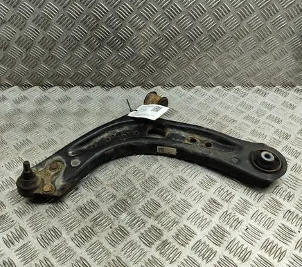 Volkswagen Golf VII Front lower control arm/wishbone 5Q0407151R