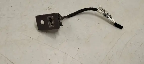 USB socket connector