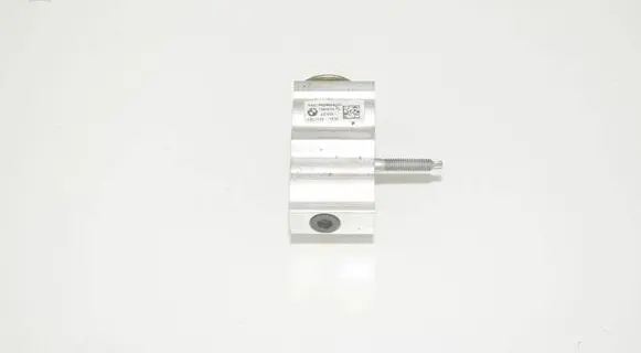 BMW 2 G42 Air conditioning (A/C) expansion valve 6994989 64116994989