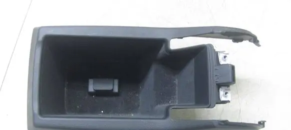 Audi Q3 8U Dashboard center trim panel 8u0864981a