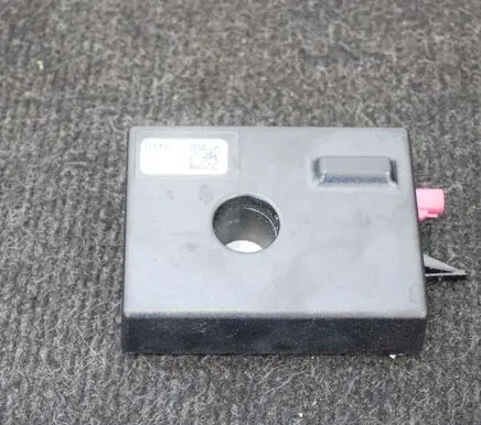 BMW 2 F22 F23 Aerial antenna amplifier 9325735