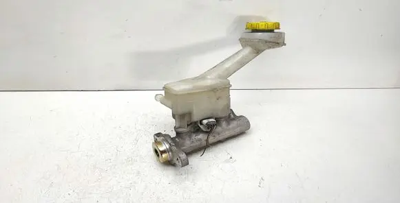 Nissan X-Trail T30 Master brake cylinder
