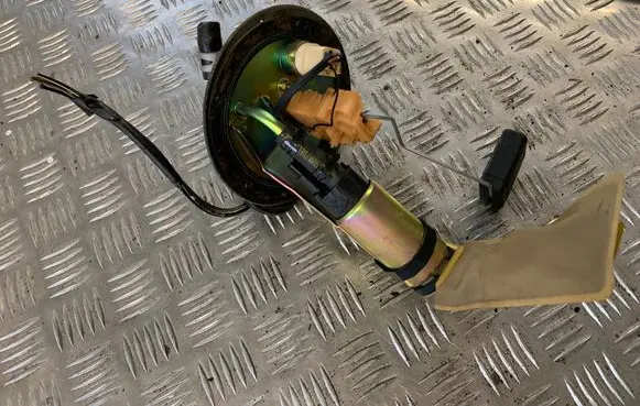 Mazda 323 In-tank fuel pump B6DAZ501