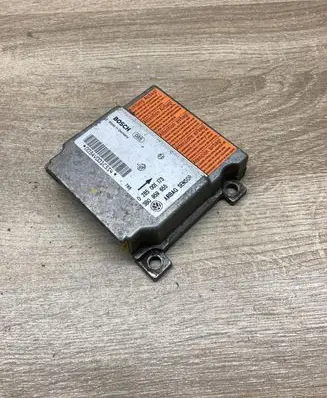 Volkswagen PASSAT B5 Airbag control unit/module 3B0959655 0285001173