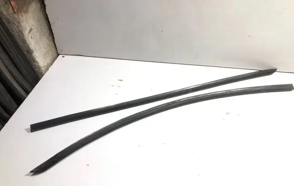 Peugeot 307 CC Side skirt front trim 