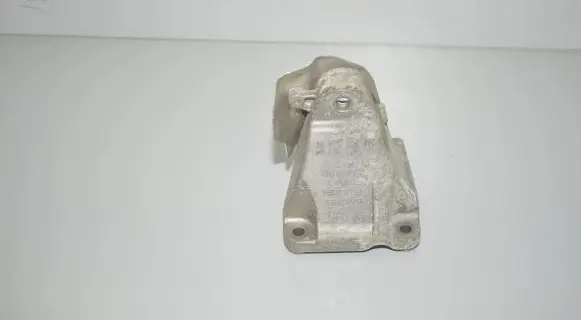 BMW 2 F22 F23 Engine mounting bracket 6859416 22116859416