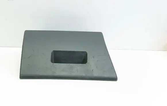BMW 3 E46 Glove box 8223192